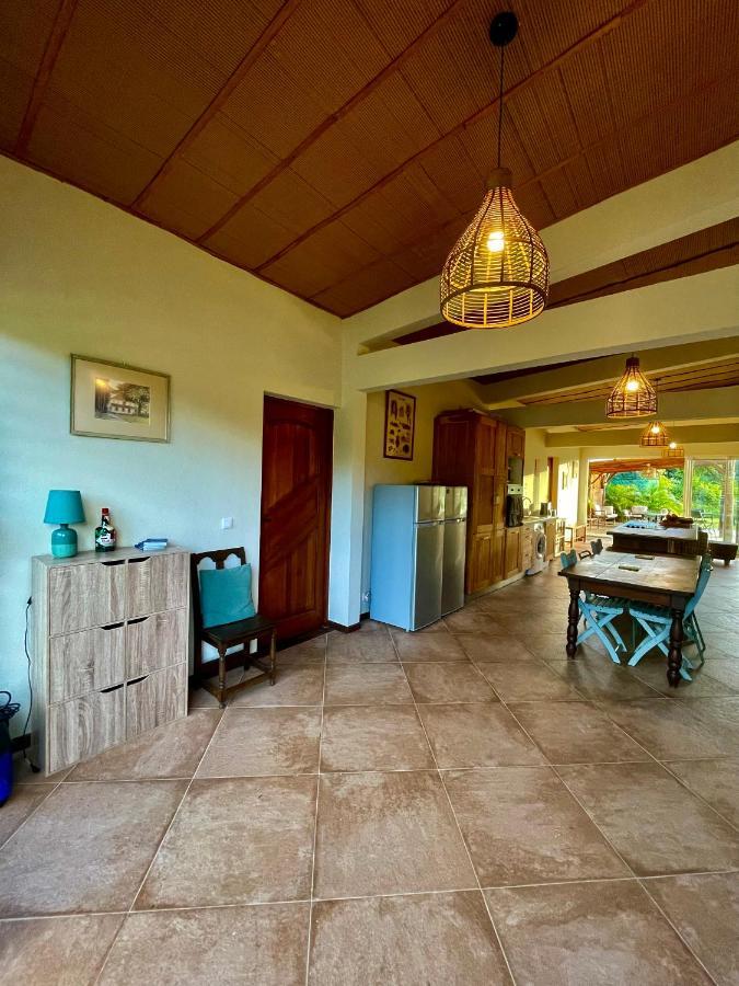 Chambre Et Sdb Privative Ylang Ylang Vue Mont Pelee Dans Maison Partagee Le Morne-Rouge Eksteriør billede